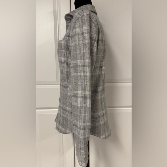 Express Plaid Button Down Shacket - Picture 2 of 9